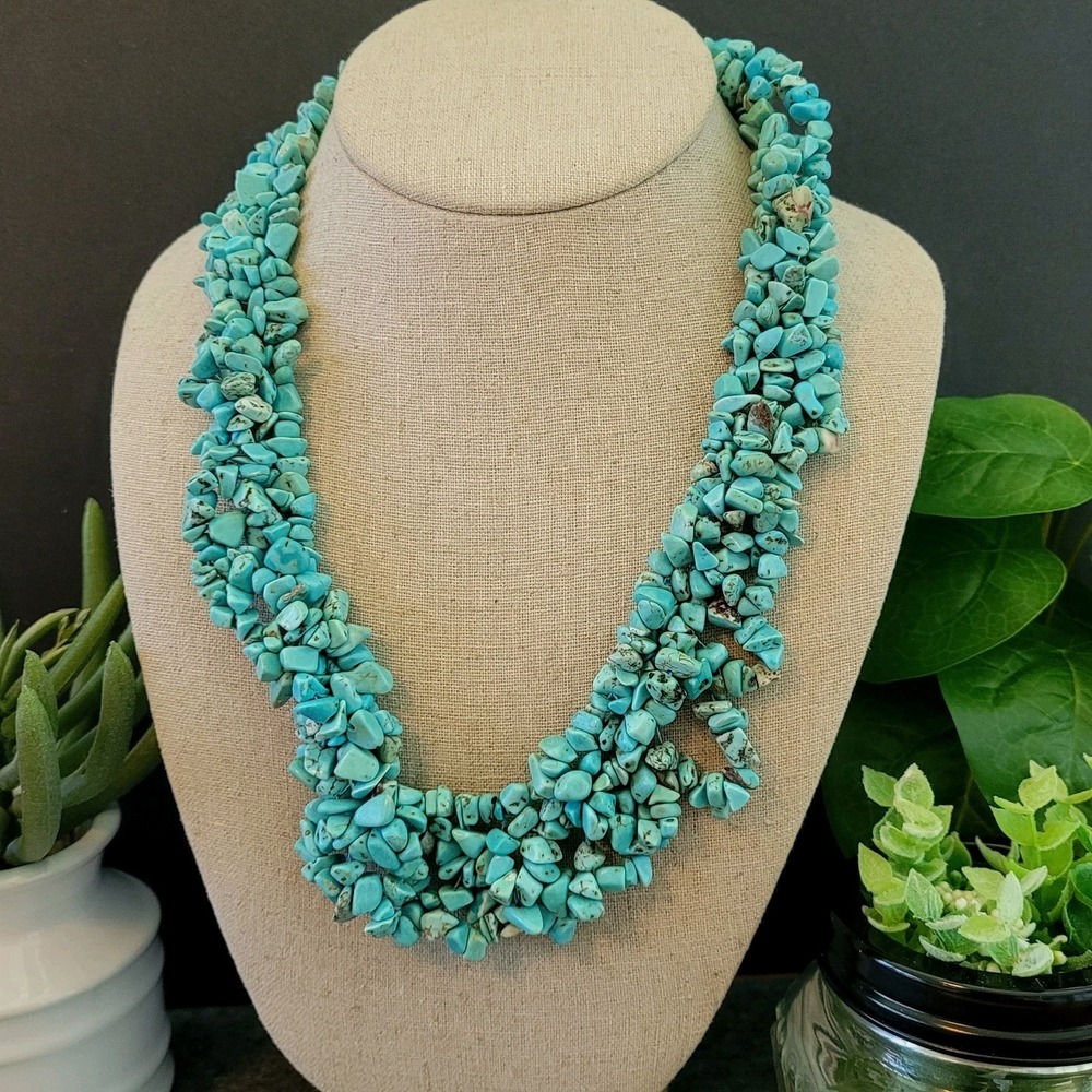 Vintage Multi Strand Turquoise Chip Necklace Magnetic Clasp 19in Statement Boho